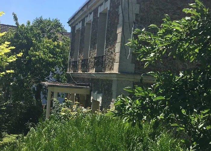 Maison En Pierre De Taille