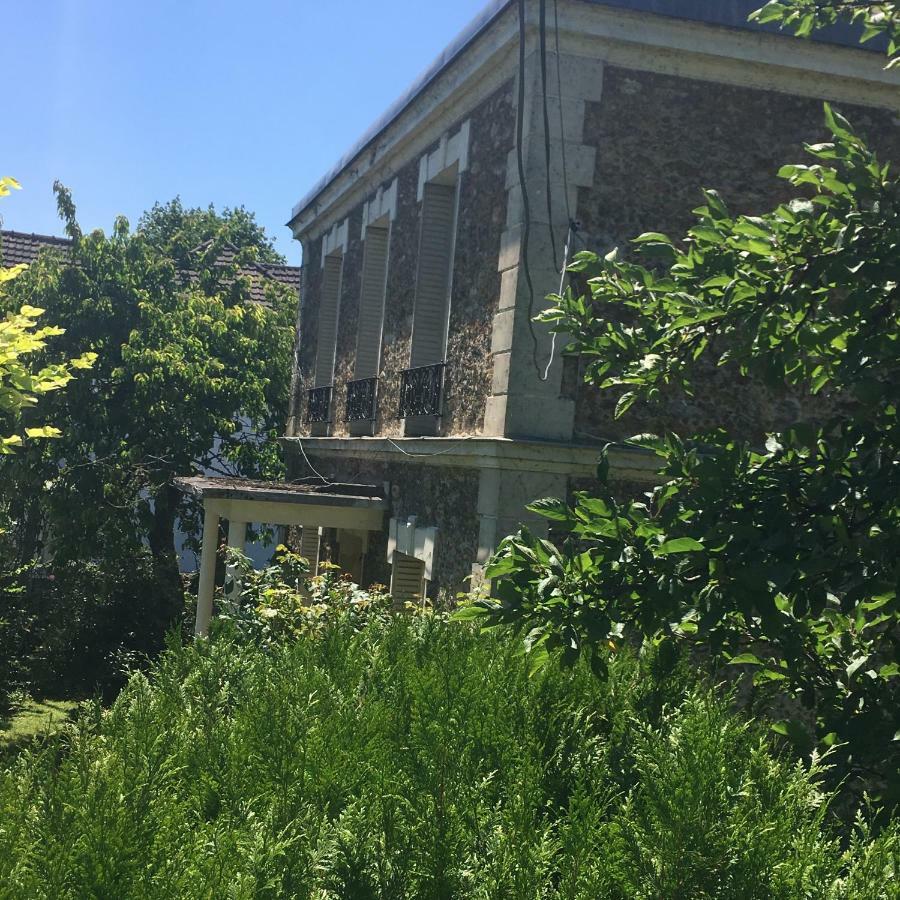 Holiday home Maison En Pierre De Taille Le Raincy