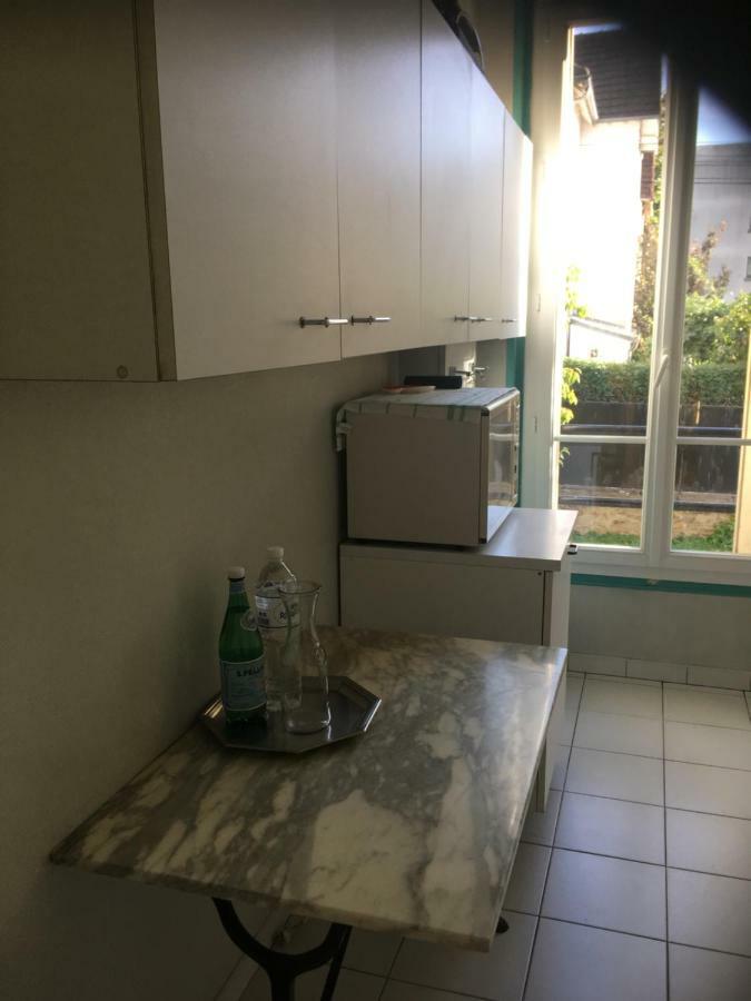 Maison En Pierre De Taille Holiday home *